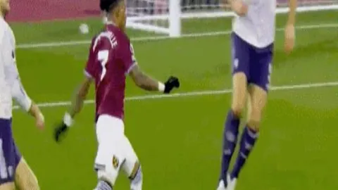 《NBA巅峰对决！昨日战报：开拓者大战灰熊，全胜之夜精彩解析》